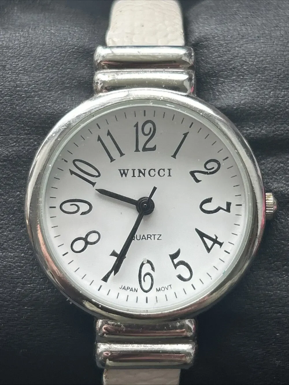 Wincci Silver Tone White Dial And Band Women’s Cuff Watch
